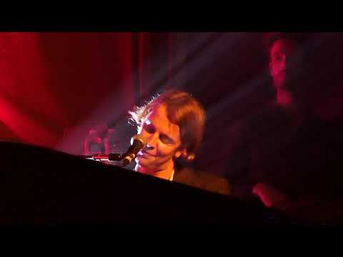 Tom Odell - Supposed To Be + Band Introduction 21.01.2019 @Den Atelier, Luxembourg