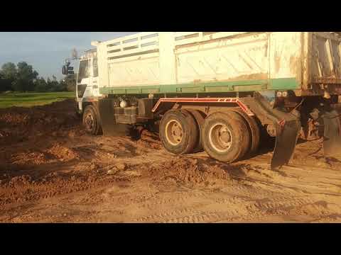 ฝนไม่ตก-ไม่ติดหล่มเลย🤣 ฝนไม่ตก-ไม่ติดหล่มเลย🤣