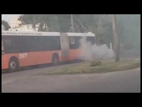El transporte está “EN CANDELA”: se incendian dos ómnibus en La Habana