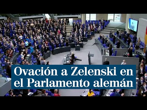 Zelenski, ovacionado en el Parlamento alemán
