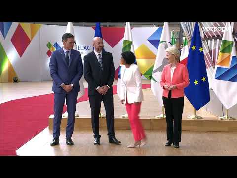 El polémico saludo entre Pedro Sánchez y Delcy Rodríguez, número dos de Nicolás Maduro, en Bruselas