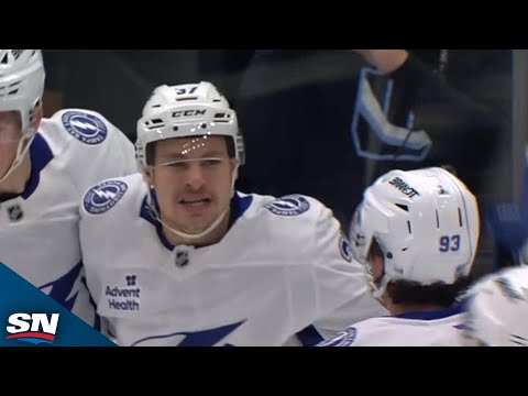 Lightings Yanni Gourde Finishes Beautiful Give-And-Go For Sick Goal