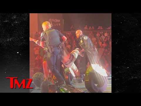 Jason Aldean Fan Taken Down By Cops, Security After Rushing Stage | TMZ