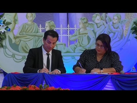 León firma convenio de hermandad con Vallecillo León-México
