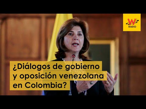 María Ángela Holguín analiza posibilidad de diálogos en Colombia