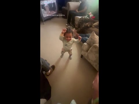 Toddler has an adorable reaction to seeing her mom's best friend