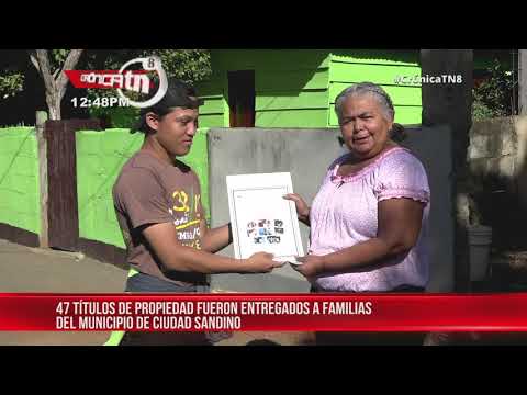 Entregan más de 40 títulos de propiedad a familias de Ciudad Sandino - Nicaragua