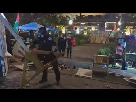 University of Chicago police clear out encampments protesting war on Gaza