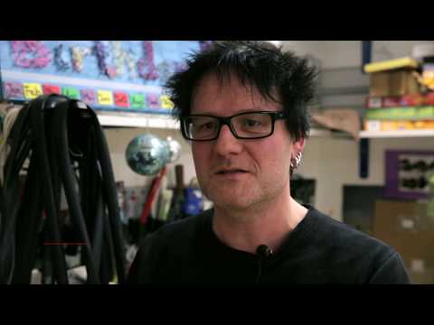 Fußballlampen: Upcycling im Kinder- und Jugendhaus Cube in Nürnberg | FrankenSein