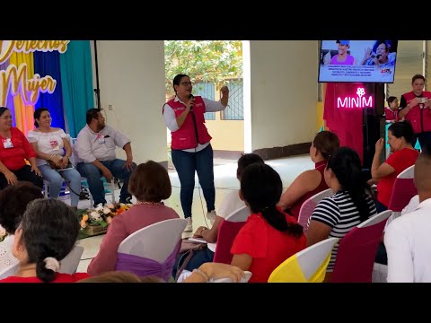Mujeres nicaragüenses se unen para enfrentar retos en el congreso 45/19