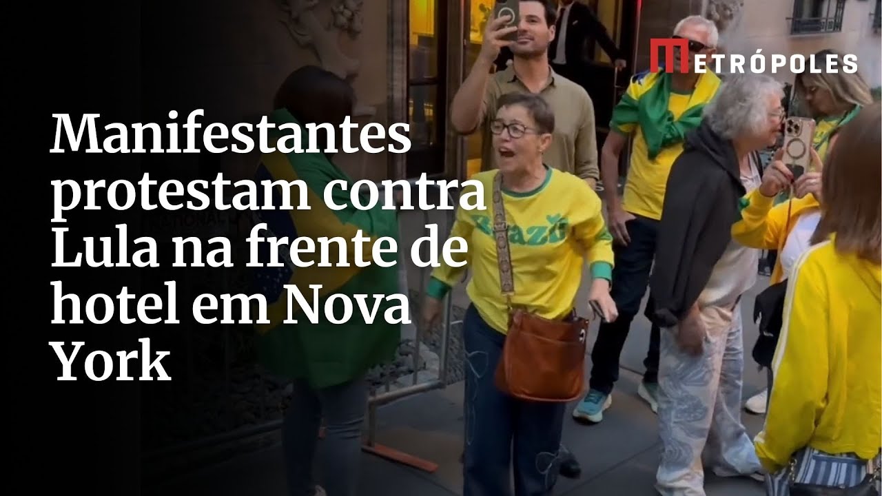 Manifestantes protestam contra Lula na frente de hotel em Nova York
