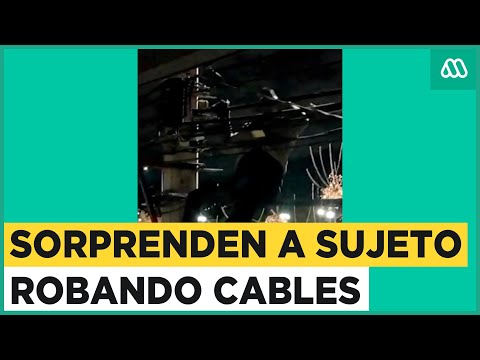 Sorprenden a sujeto robando cables en Recoleta