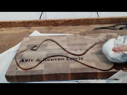 Finishing Walnut end grain cutting board, Laser etching