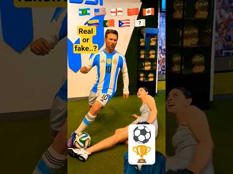 Who's the real or fake in those..?🤔🧐 #football #celine #usa #soccer #fake #real #entertainment #yt