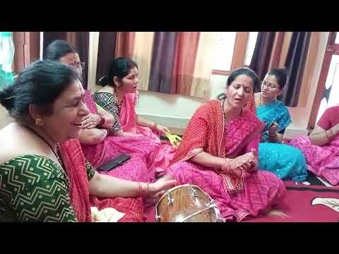 🌺 मुझे अंबे मिल गई पहाड़ों में चढ़ते-चढ़ते 😢🙏| Mata Rani Bhajan | Navratri Special Bhajan 2025 🌺 