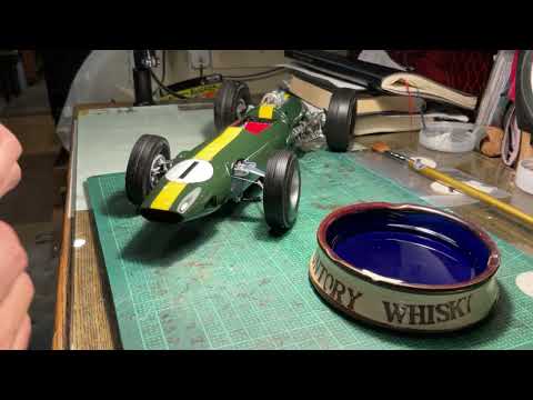 今日の工作　コグレ　LOTUS 33 デカール貼り（失敗💦）