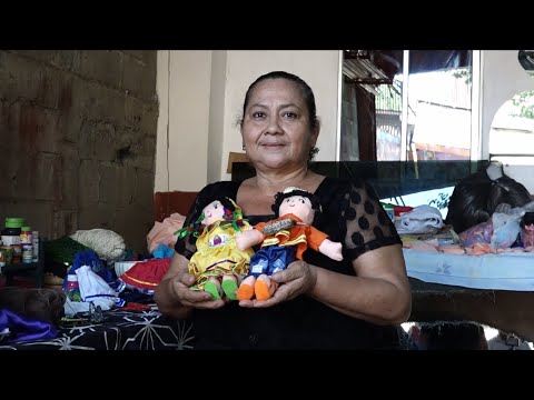 Elaboración de muñecas artesanales, negocio rentable en Masaya