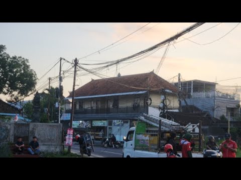 Video thumbnail Penertiban Utilitas Provider Tidak Aktif oleh Pemkab Badung di Trotoar Sading - Sempidi 4002