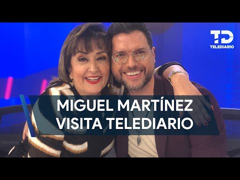 Mauricio Martinez visita a María Julia Lafuente en el estudio de Telediario