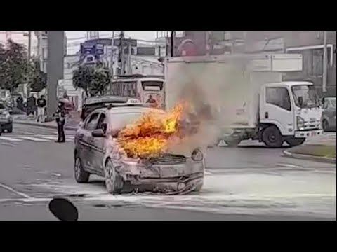 Pueblo Libre: Taxi se incendió en la av. La Marina y causó alarma entre los conductores