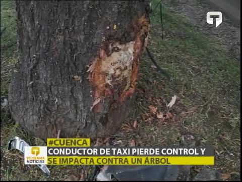 Conductore de taxi pierde control y se impacta contra un árbol