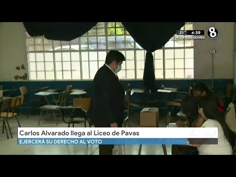 Carlos Alvarado ejercio su derecho al voto en el Liceo de Pavas