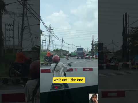 challenge not try to laugh #funny #colab #lucu #comedy #train #shorts #absurd