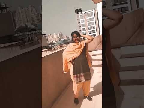 Kamar teri left right #reelkarofeelkaro #reelitfeelit #dance #danceshorts #youtubeshorts #haryanvi