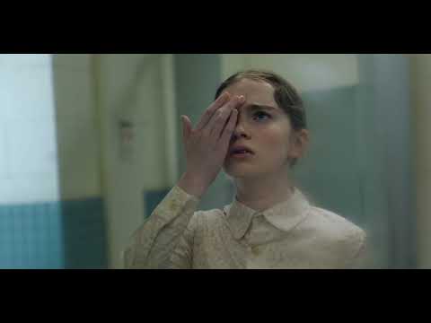CARRIE | Exclusive Clip