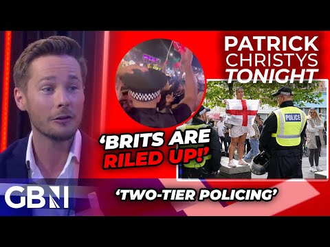 WATCH: Cops CELEBRATE Pakistani independence as fresh PROOF of 'two-tier' policing EXPOSED