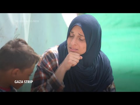 Members of Gaza Strip's deaf and hard of hearing community face unique difficulties in ongoing war