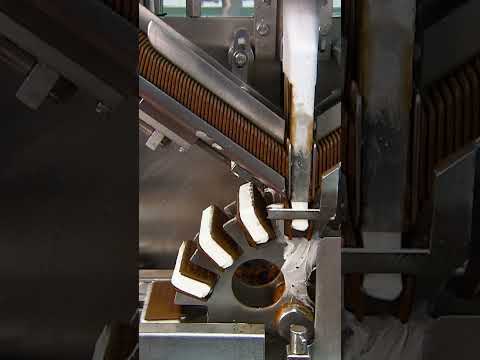 Making 140 Ice Cream Sandwiches Per Minute | How It’s Made | Science Channel