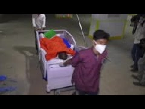 Bangladesh blast victims brought to Dhaka hospital