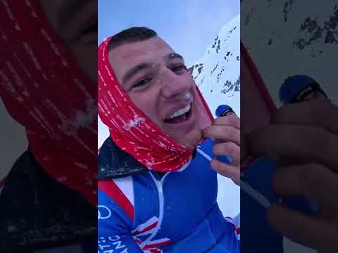 Piste noire avec les plus petits skis du monde ! ⛷️🌍