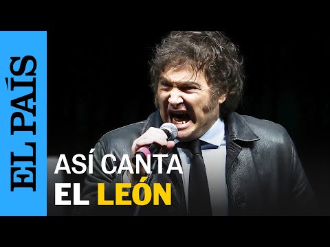 Javier Milei canta 'Panic Show' en la presentación de su libro en el Estadio Luna Park | EL PAÍS