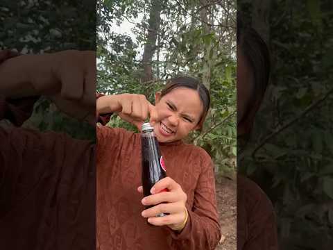 WOW!! SMART idea and USEFUL in forest #camping #bushcraft #outdoor #survival #lifehacks