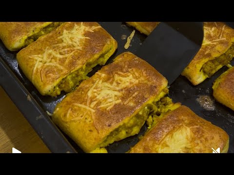 دائما مع السهل والسريع👌فطائر رائعة بعجينة هشة وحشوة تهببل غادي ياكلو ًويشكروا فيك😋#اكسبلور #food 