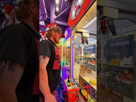 Win the Pineapple from The Claw Machine and Get Any Pair Of Sunglasses!