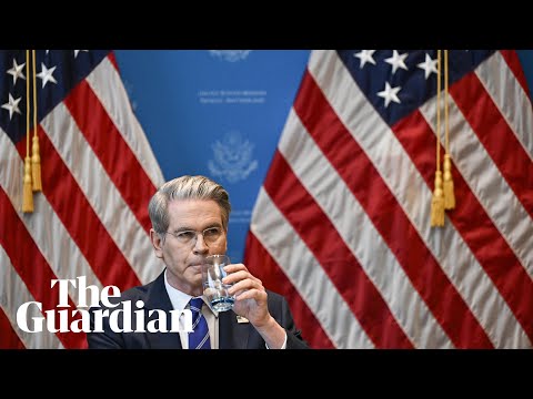 US and China agree to lower tariffs in trade war de-escalation
