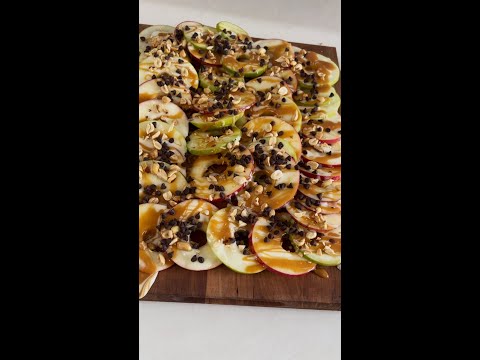 These apple nachos are a fun way to serve dessert this fall! ?? #shorts