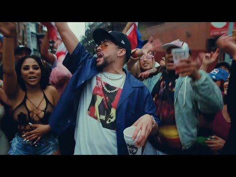 Bad Bunny "Me Fui De Vacaciones" (Video Musical)