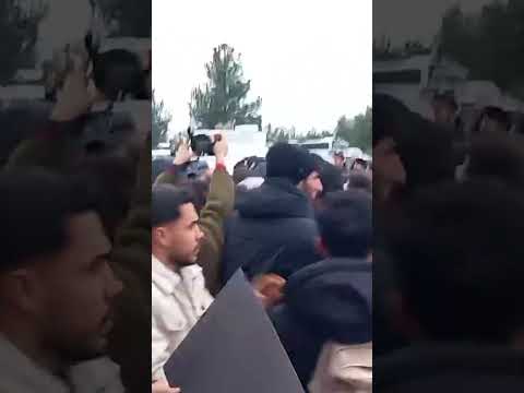 Dicle Üniversitesi öğrencilerinin Halep Protestolarına müdahale   #kürtler #sondakika #ortadoğu