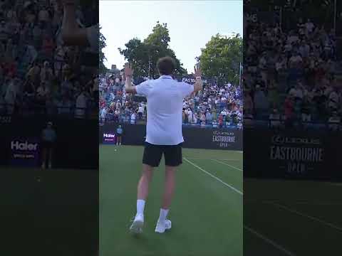 Nothing but love from the fans for Ugo Humbert 🎂
