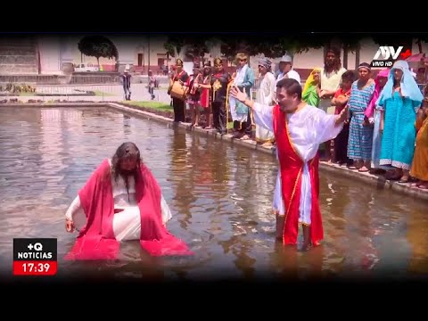 Cristo Cholo escenificó el bautismo de Cristo en el Rímac