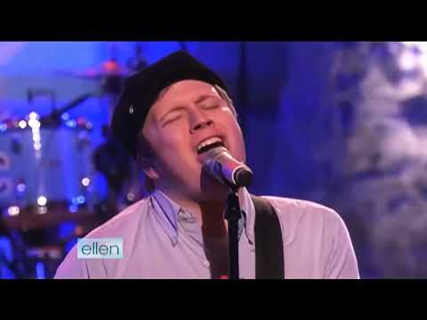 Fall Out Boy - America's Suitehearts (Live At The Ellen Degeneres Show)