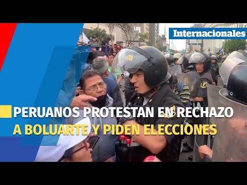 Peruanos protestan en rechazo a Boluarte y piden elecciones