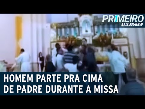 Homem parte para cima de padre durante missa no Rio de Janeiro | Primeiro Impacto (14/06/22)