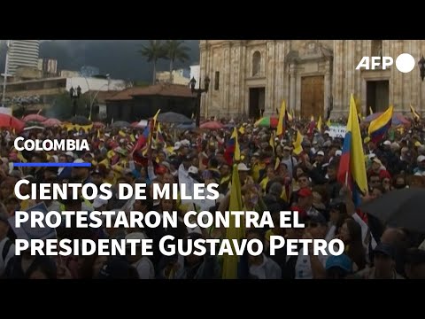 Cientos de miles protestaron en Colombia en la mayor manifestación contra Petro | AFP