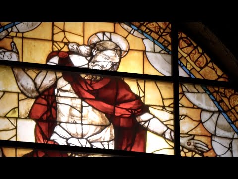 La sede de Cajasol acoge una muestra sobre las vidrieras de la Catedral y su conservación