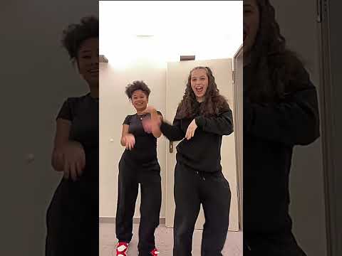 7 / 11 - Beyoncé #shortsviral #dance #beyonce #trendingshorts #feedshorts #edit